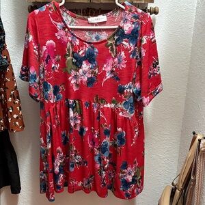 Women's Red Floral Short Sleeve Empire Tunic boutique